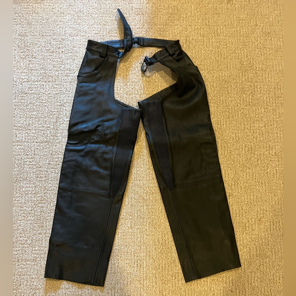 New Harley Davidson Genuine Leather Black Motorcycle Chaps Pants Medium M